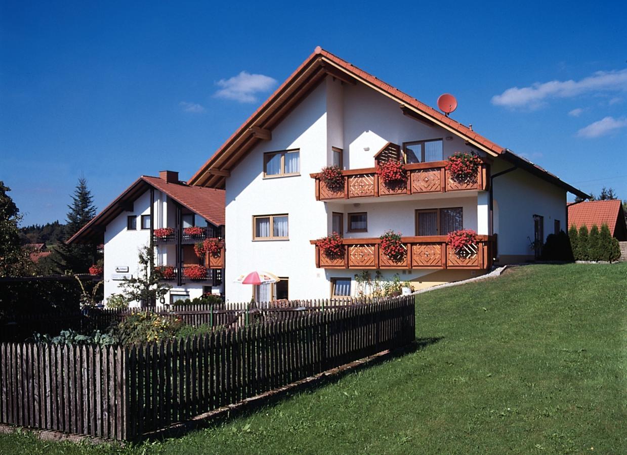 Gasthaus Und Ferienwohnungen "Zum Engel" Waldbrunn (Baden-Wurttemberg) Ngoại thất bức ảnh