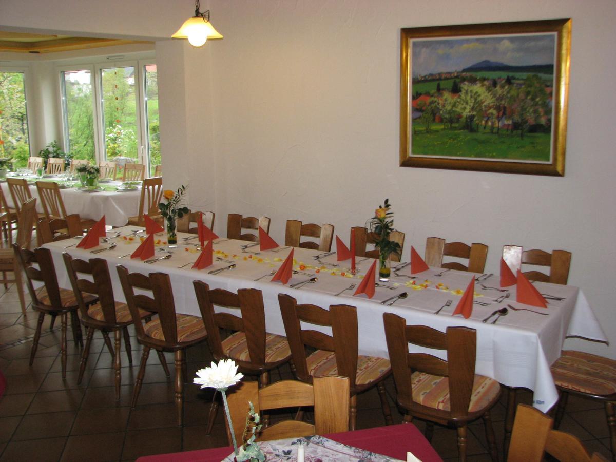 Gasthaus Und Ferienwohnungen "Zum Engel" Waldbrunn (Baden-Wurttemberg) Ngoại thất bức ảnh